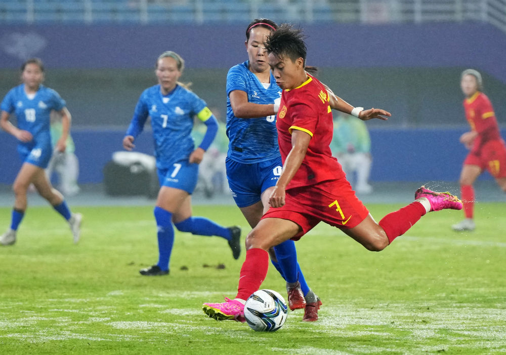亚运足球八强赛前瞻：中国女足剑指冠军 中国男足放手一搏